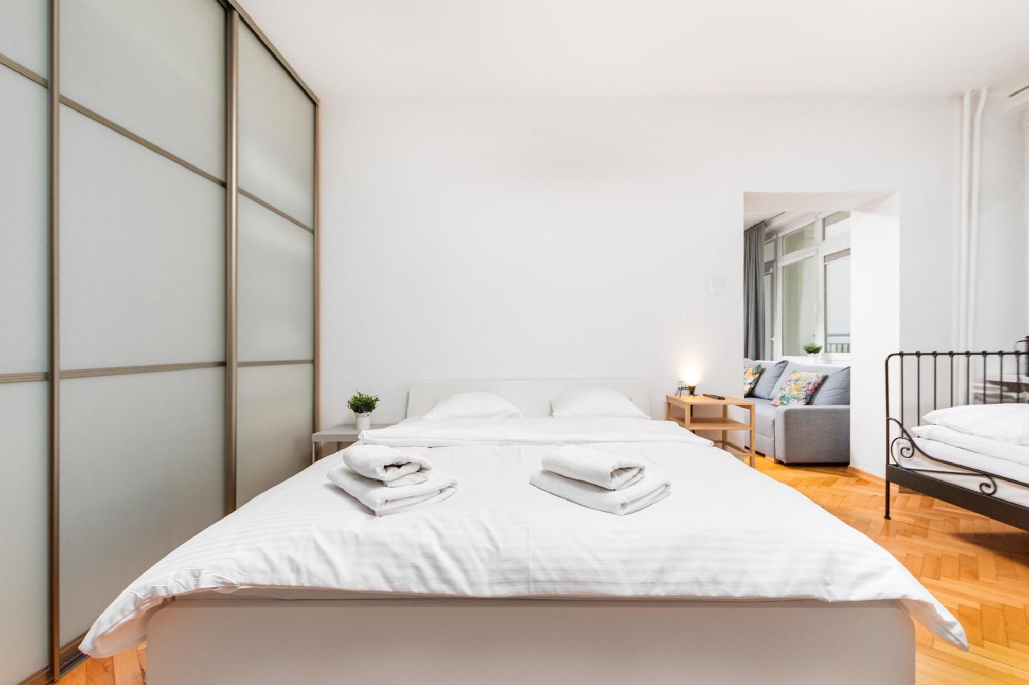 Apartament Wspolna By Your Freedom Warszawa Zewnętrze zdjęcie